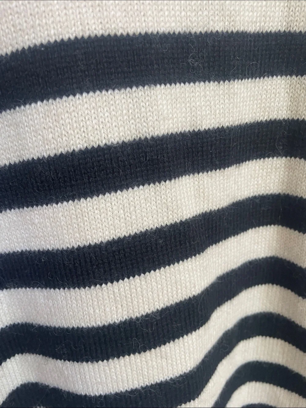 H&M Striped Black and Cream Crewneck Wool Blend Sweater Women’s Size M